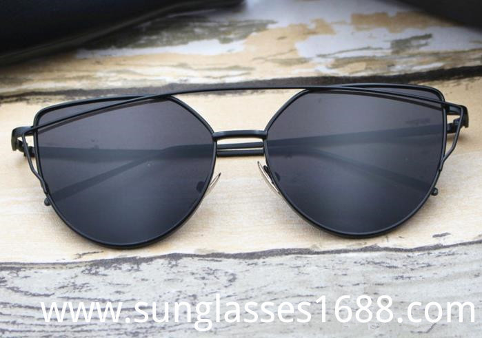 Beach Party Sunglasses Beach Party Sunglasses